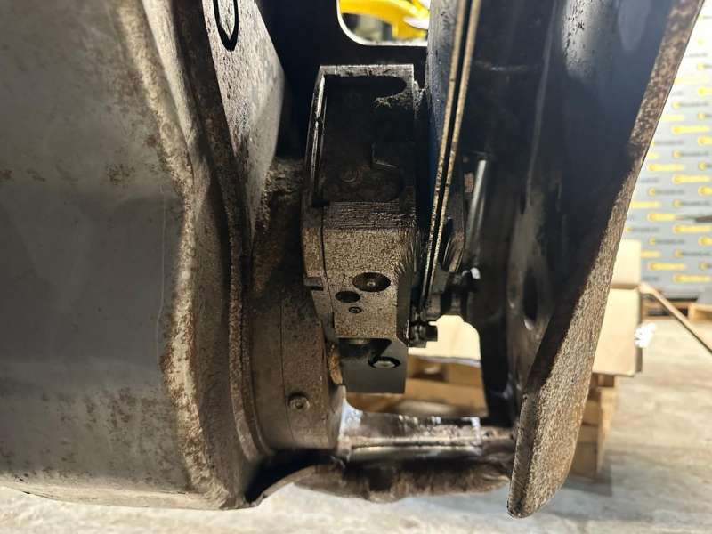 harvesternaya_golovka_komatsu_s132