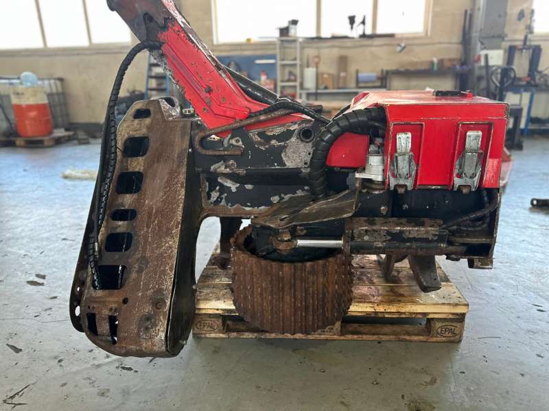 harvester_head_komatsu_s132